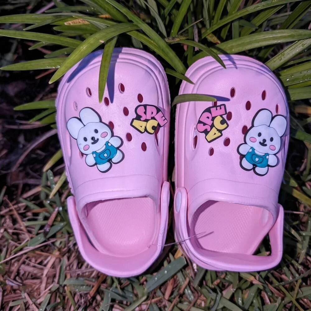 NWT Kids Cute Bunny Clogs Unisex Crocs Nonslip sandals (Size:12 Months-5 Years)
